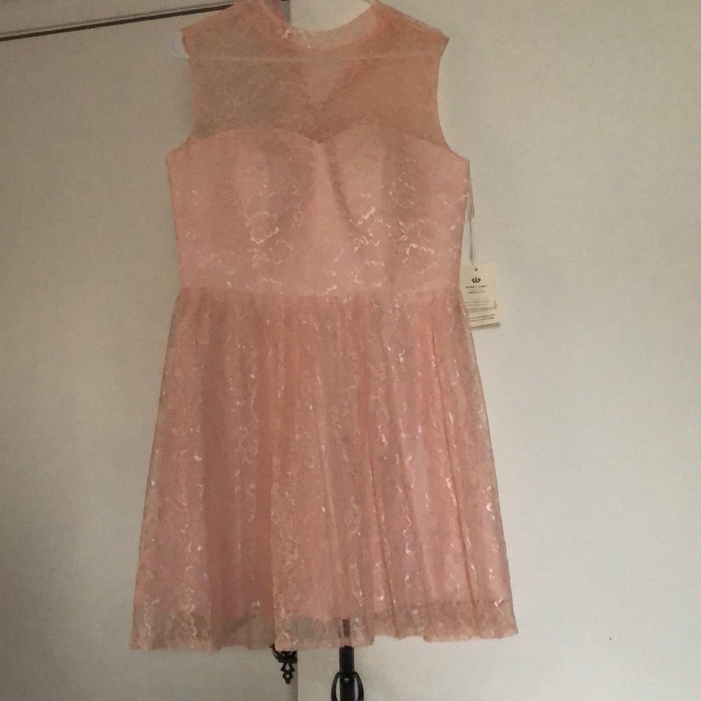 Blush pink Lace dress - Picture 1 of 3